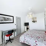 Apartman Au Centre De Avec Garage Privatif Et Wi-fi Gratuite - Fr-1-361-510 *