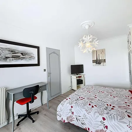 Lejlighed Au Centre De Avec Garage Privatif Et Wi-fi Gratuite - Fr-1-361-510 *