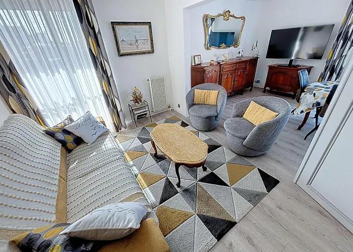 Au Centre De Avec Garage Privatif Et Wi-fi Gratuite - Fr-1-361-510 Apartment